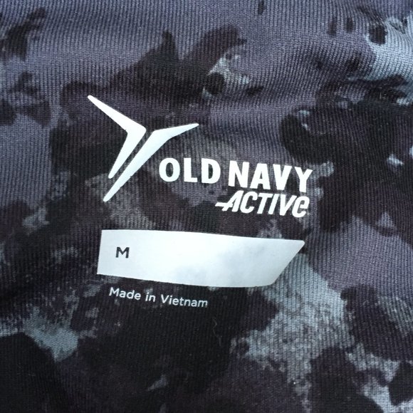 Old Navy black grey camo capris leggings - size M - Picture 3 of 6